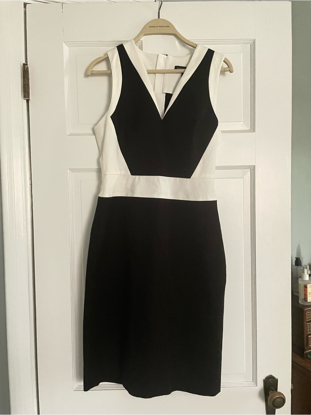 Banana Republic Black & White Dress - Size 8